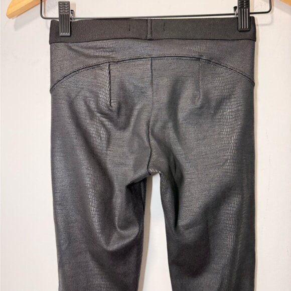 David Lerner Snake Print Black Leggings size XS - Picture 7 of 7